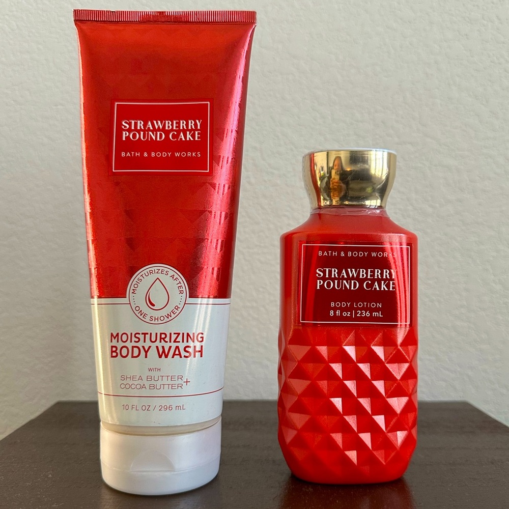 Strawberry Pound Cake Moisturizing Lotion & Moisturizing Body Wash Bundle - Picture 1 of 3